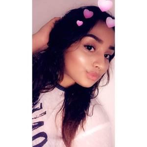 Meet your Posher, Elizabeth